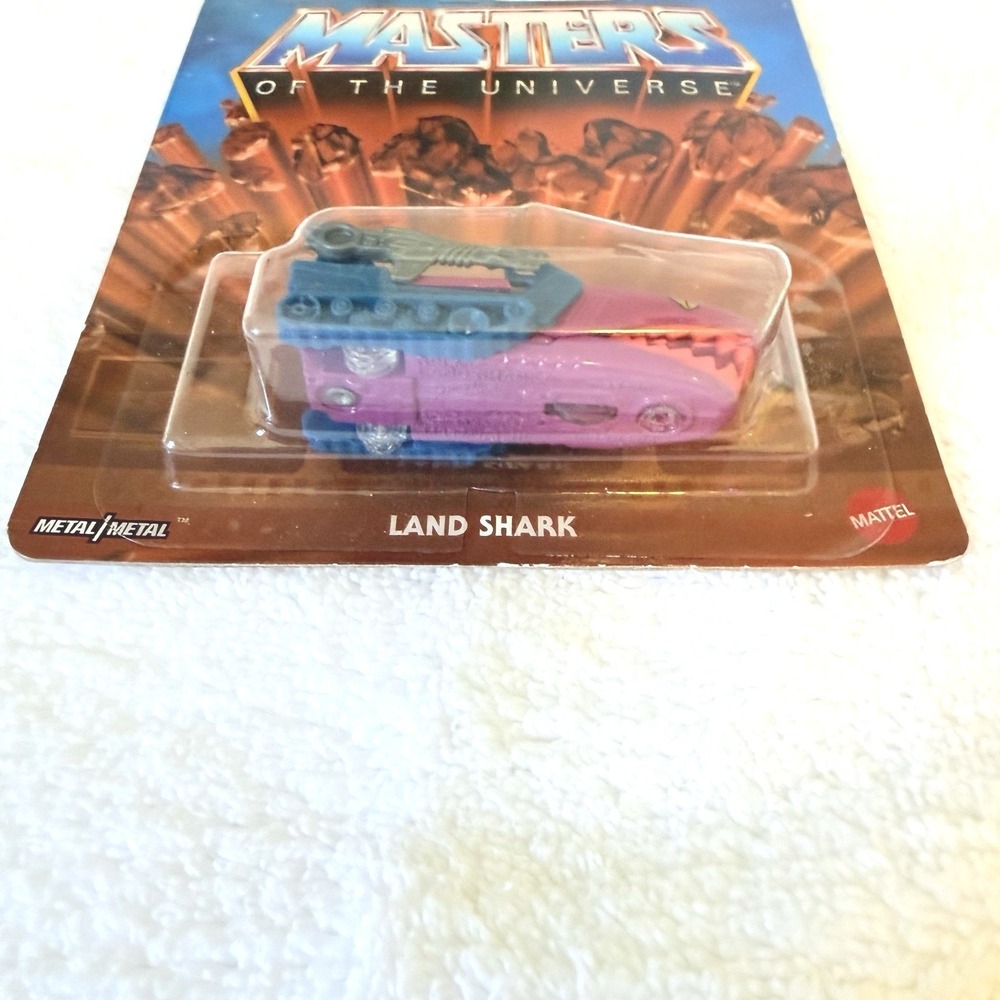 Hot Wheels 1:64 Masters of the Universe Land Shark Car & Wind Raider - DMC55 - Picture 7 of 12